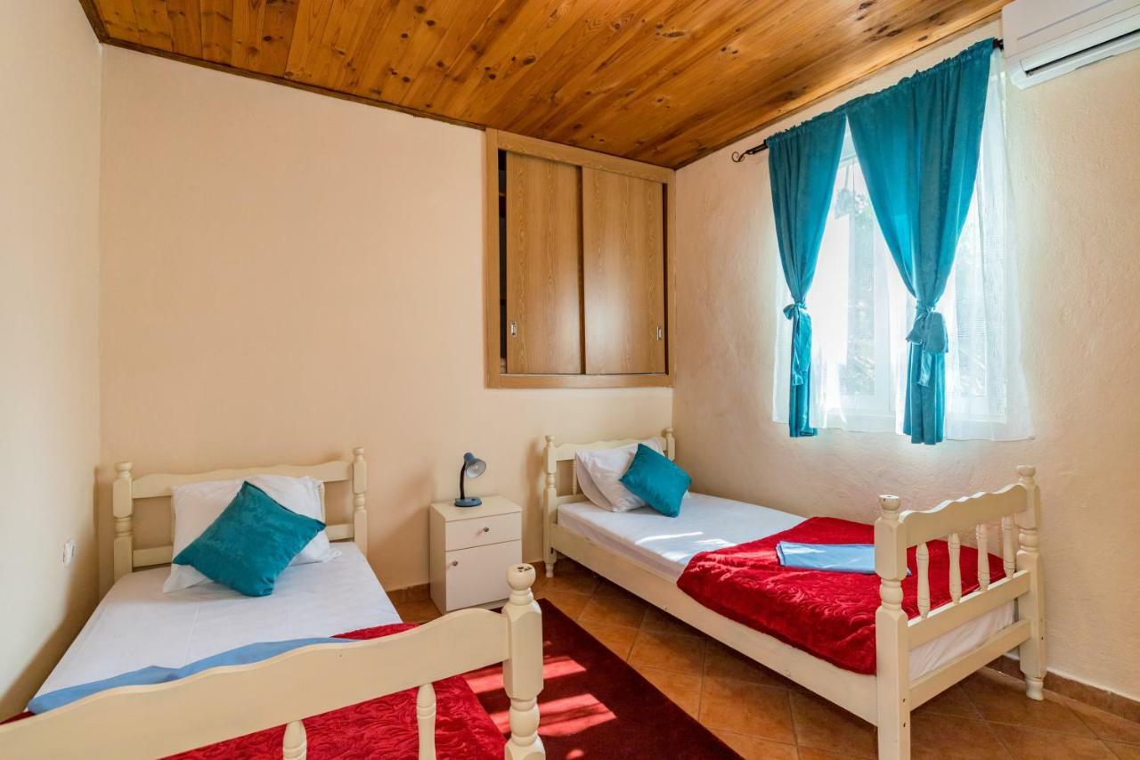 Guest House Luna Вирпазар Екстериор снимка